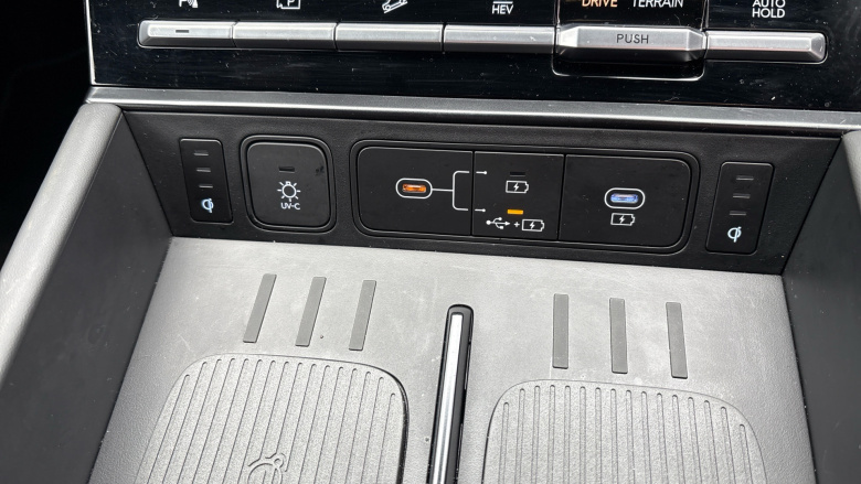 Hyundai SANTA FE 1.6 TGDi Plug-in Hybrid Calligraphy 5dr 4WD Auto Estate